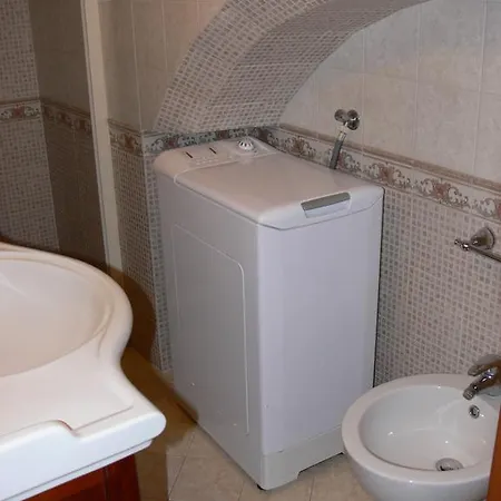 Carlo V - Centro Storico Apartmán